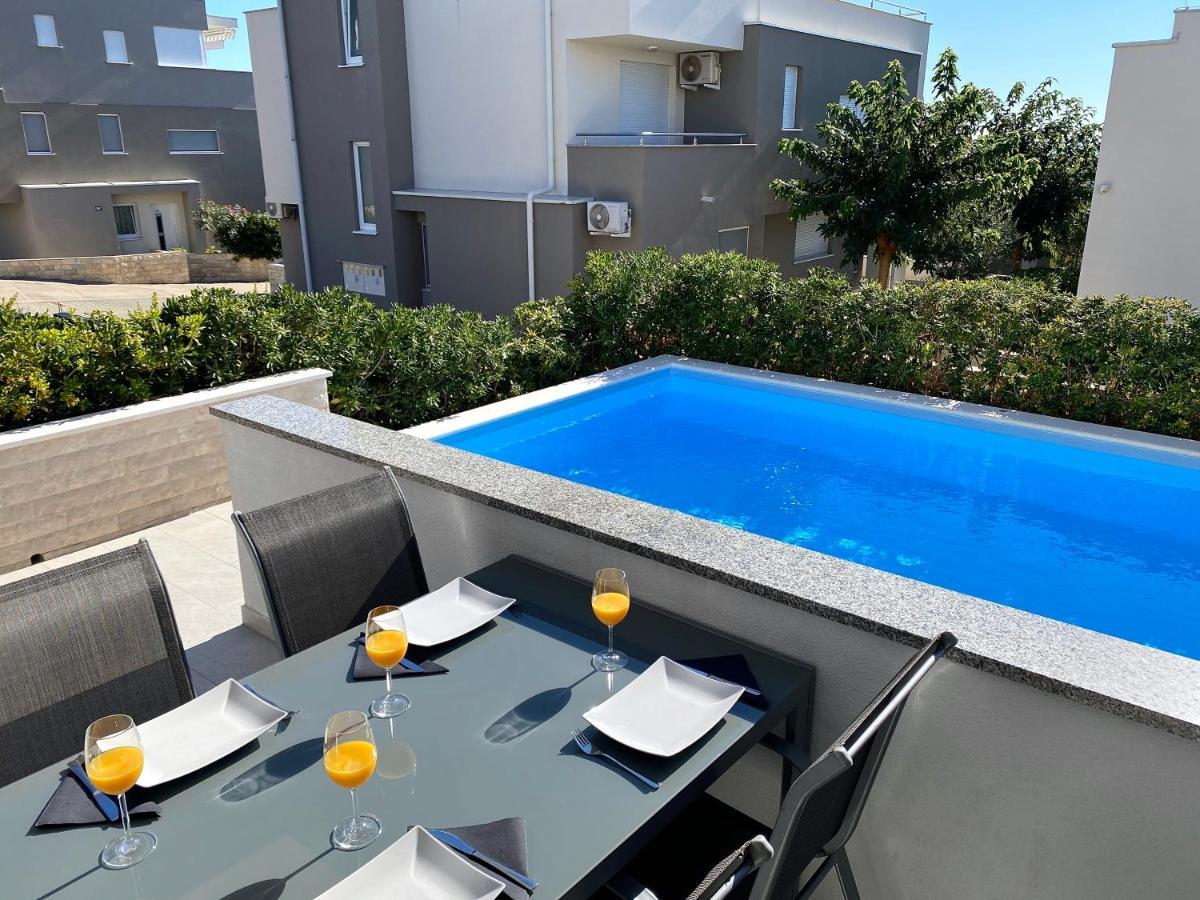 Fantasy Pool Villa Novalja Exterior foto